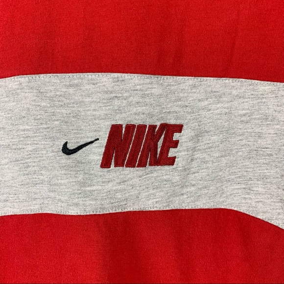 Early 2000’s Nike T-Shirt - Picture 2 of 7